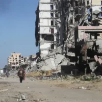 Israel delays Gaza ceasefire over hostage list demand