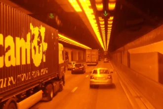 Israel kills children, graffiti above Antwerp Kennedy Tunnel 