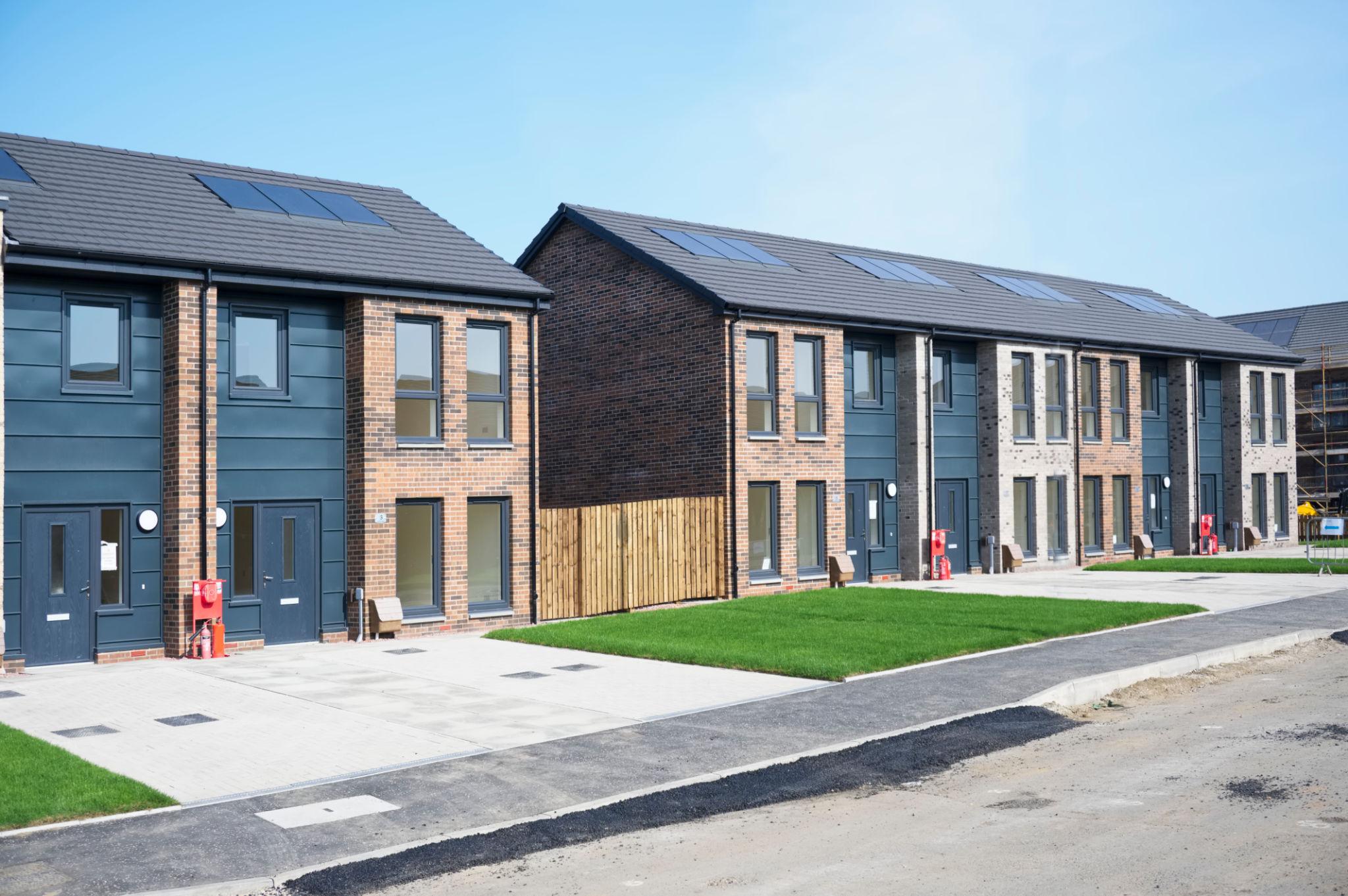 New home prices UK highlighted by a modern housing estate with newly built residential properties