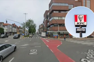 KFC Eeklo postpones new light pole installation due to high costs