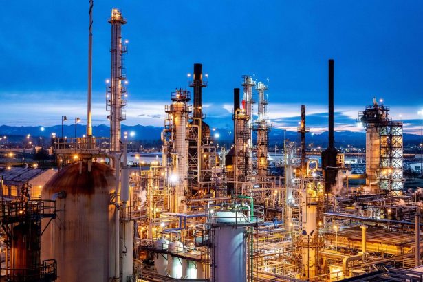 Ukraine refinery strikes target Russian oil and energy infrastructure