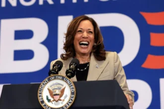 Kamala Harris laughing in election campagin