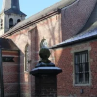 Kapelle-op-den-Bos’ 3 churches remain open with renovations