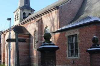 Kapelle-op-den-Bos’ 3 churches remain open with renovations