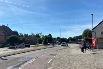 Kaulille's Mayor Stin Van Baelen plans an oval roundabout