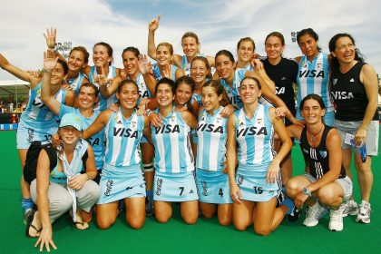 Argentina hockey final contenders Las Leonas pictured together