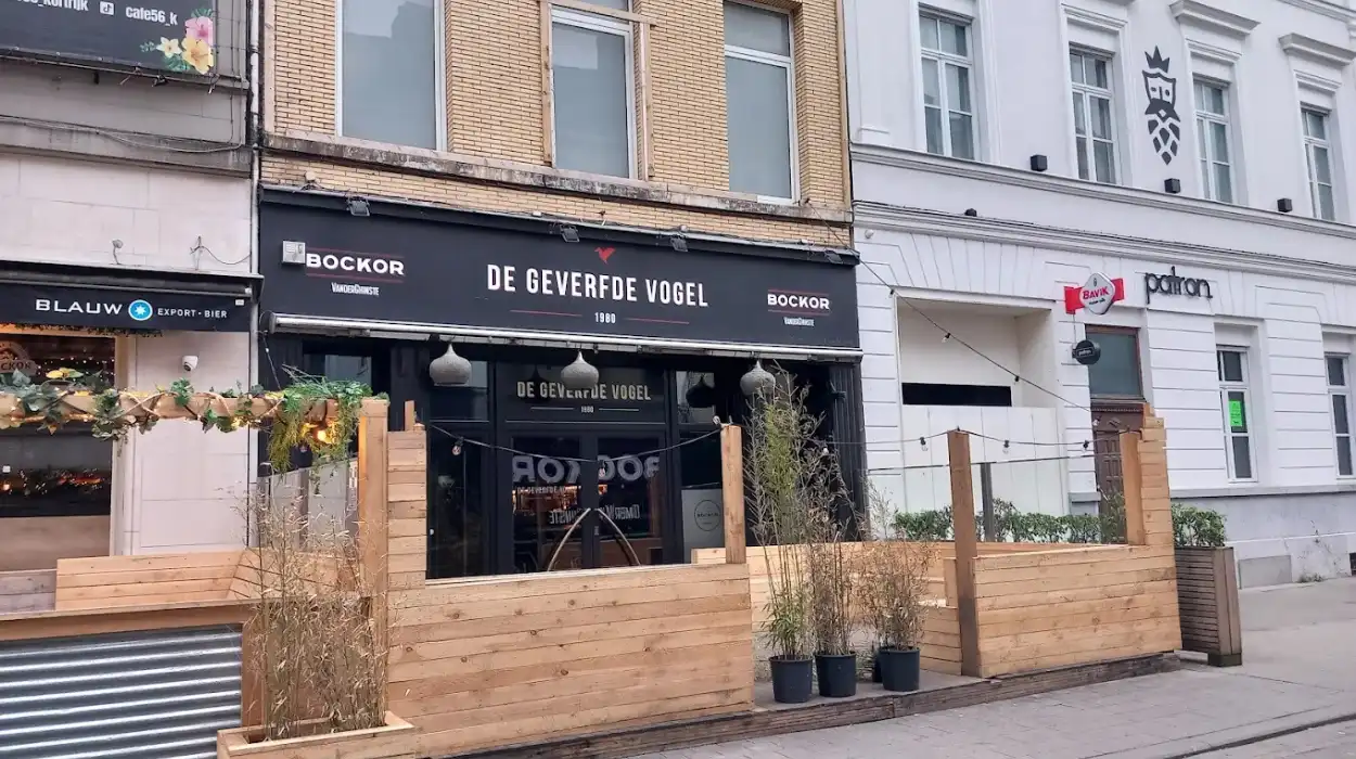 Kortrijk De Geverfde Vogel gone bankrupt after 45 years