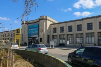 Kortrijk Railway Station demolition halted by permit council