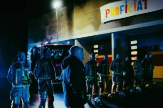 Kortrijk honor firefighter Johan Kesteloot's 43-year service