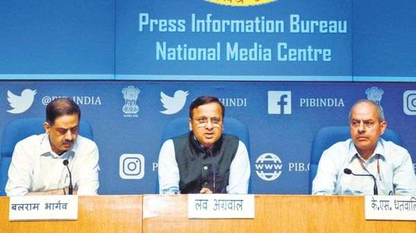 No vaping sign displayed following India vaping law regulations