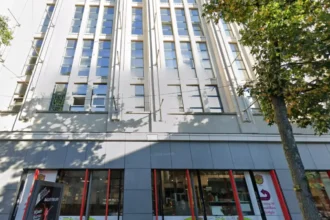 Lèff d'Anvers job scam tricks 40 in Antwerp store warns