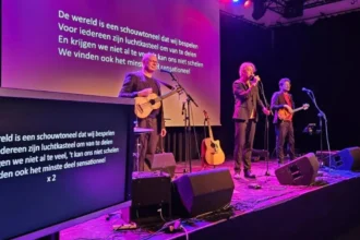 Lennaert Maes & De Bonski's Dutch learning concerts in Genk 