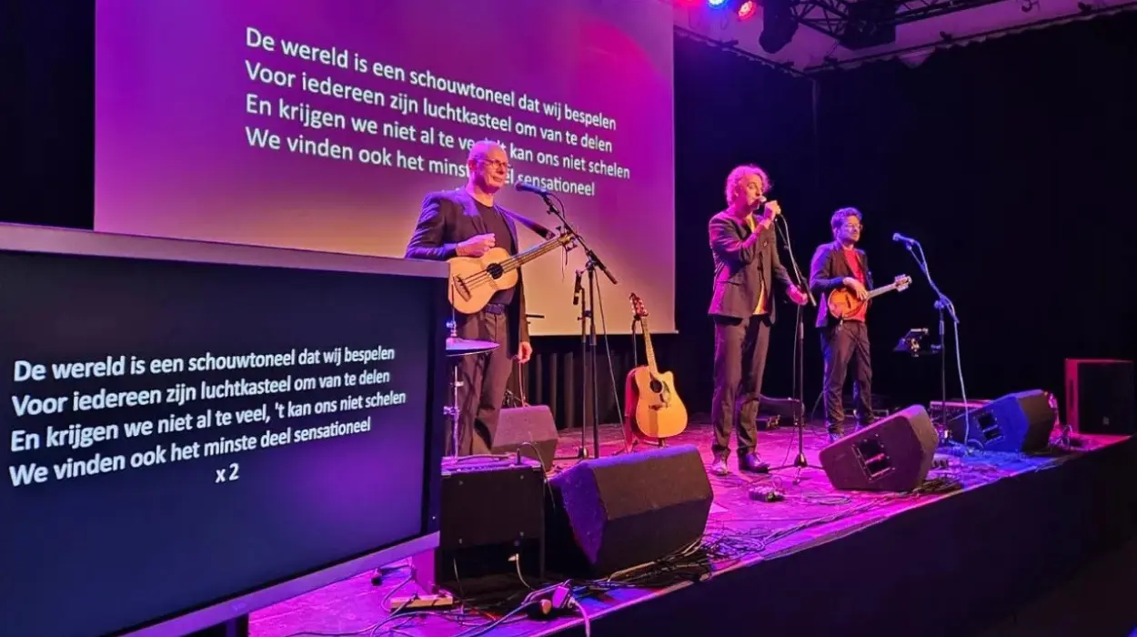 Lennaert Maes & De Bonski's Dutch learning concerts in Genk 