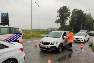 Leuven police fined 6 drivers, suspended the licenses of 2 truckers during inspection