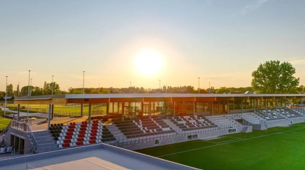 Lier opens 3 campervan spaces at Marieke Vervoortlaan sports park