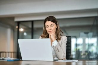 UK limited company registration guide showing entrepreneur completing company formation process in 2026