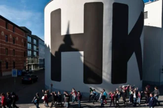 M HKA staff in Antwerp protest transfer of collection to Ghent