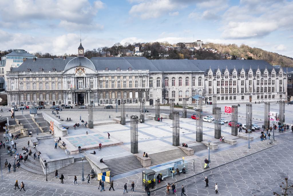Liège education protests highlight concerns over rising tuition fees and education funding in Belgium.