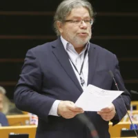 MEP Vondra slams Green Deal for harming EU industry