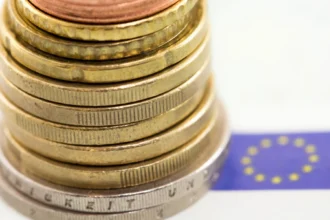 MEPs call on ECB to evaluate price stability