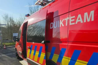 Man drives into Leie in Dentergem, reports accident next morning