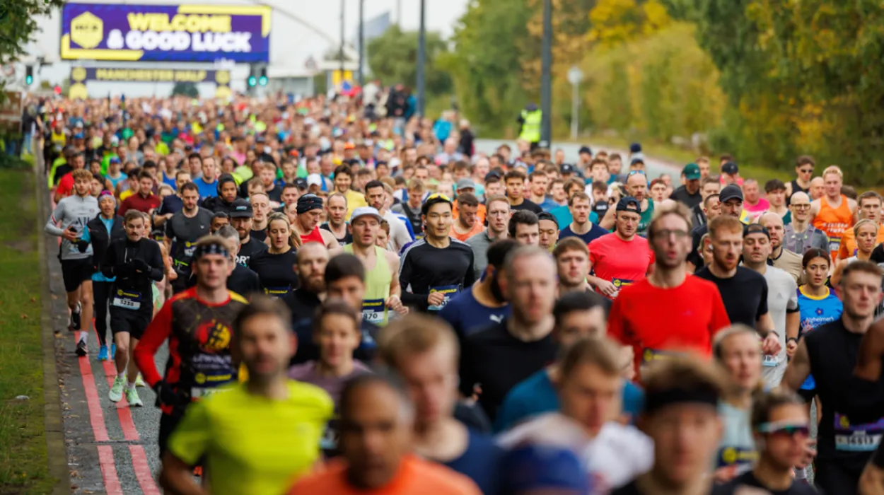 Manchester Half Marathon 2025 features 28,000 runners