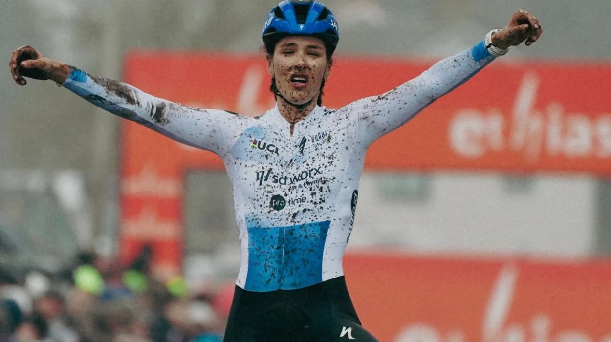 Marie Schreiber makes history with Start-to-Finish victory in Hulst