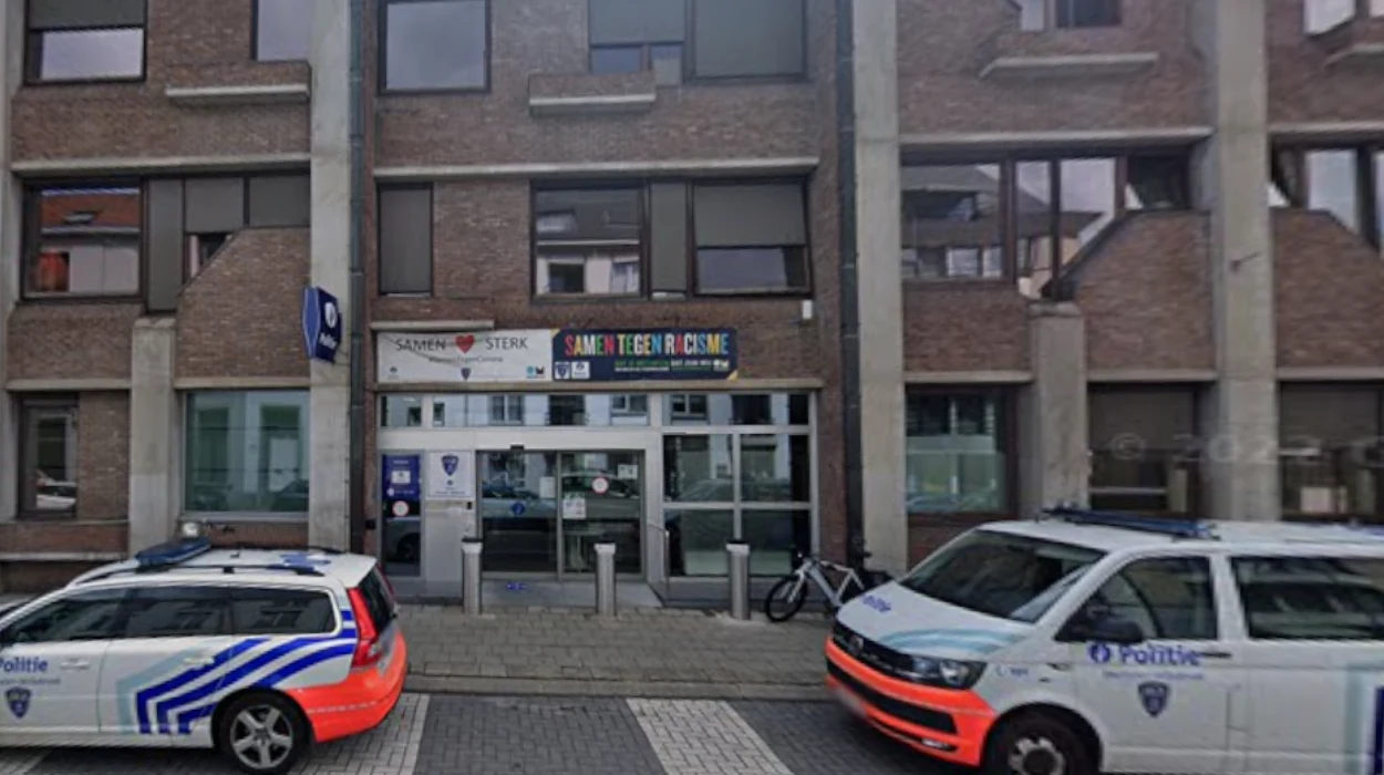 Mechelen launches Aiden, 1st AI neighbourhood police officer