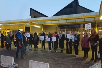 Merchtem ‘s Ter Dreef holds day of mourning amid protests