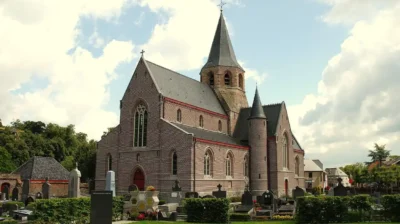 Merelbeke-Melle cleanup begins after fire destroys 2 warehouses