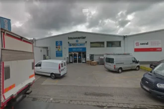 Merksem Police seal Oostkaai construction firm