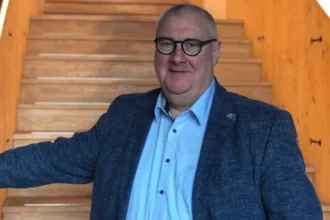 Mesen builds new park on old field before Mayor Evrard retires