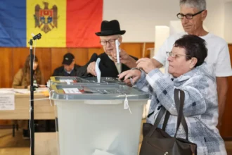 Moldova heads to polls amid warnings of Russian meddling