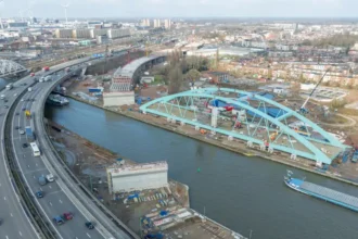New Bridge over Albert Canal Antwerp bypass takes shape