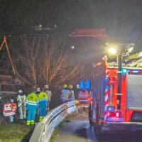 Night crash on E403 Rumbeke exit 1 woman dead, 2 alive