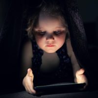 European children sleep crisis caused by smartphone use at night