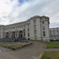 Ostend multi-year plan restores Thermae Palace, cuts Wi-Fi & saves 10M