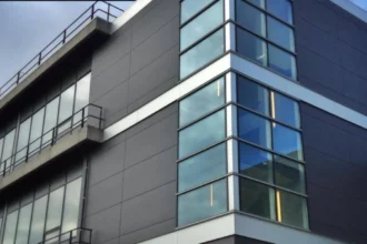 Ostend students restore 1932 Mercator Engine led by Vlietick