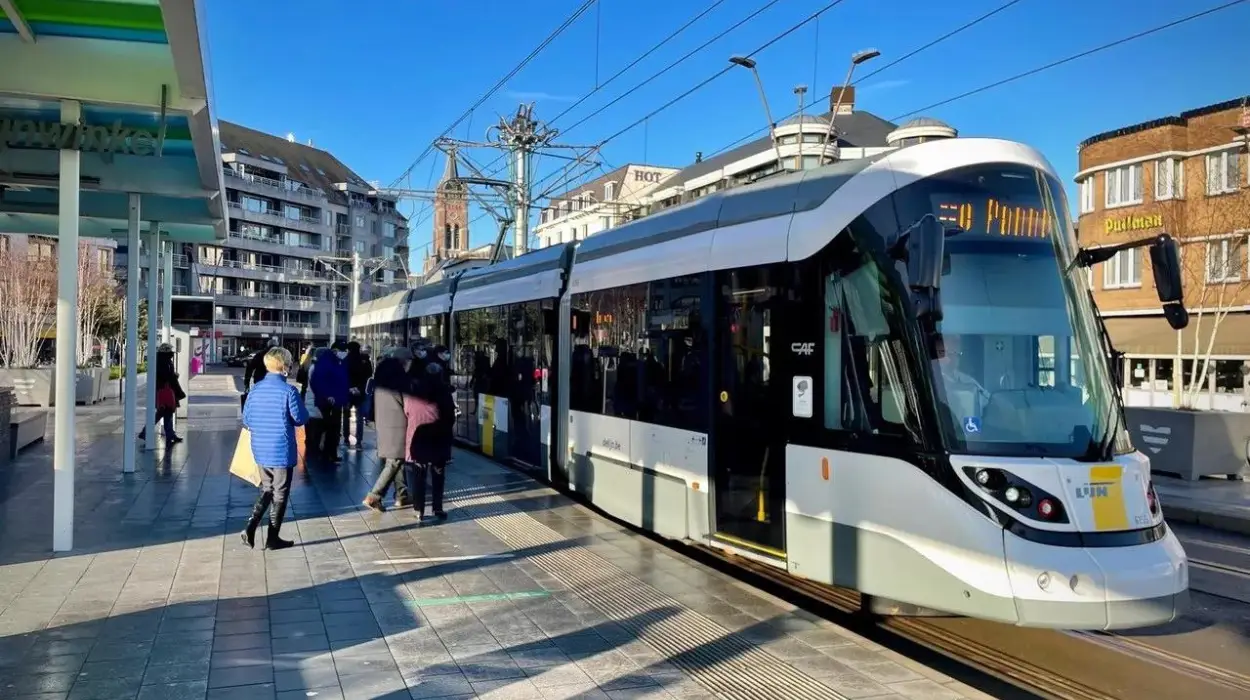 Ostend unions plan strike over safety and pay issues