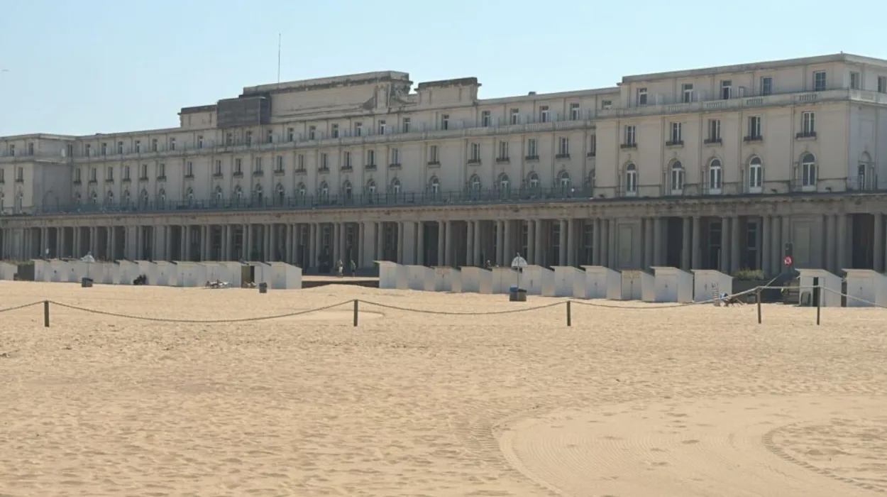 Ostende delays Thermae Palace renovation until mid October amid political changes