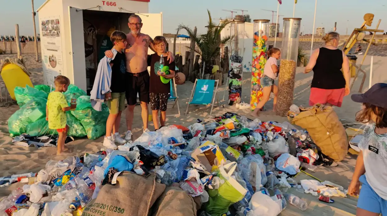 Ostend's Proper Strand Lopers recognised as an environmental group