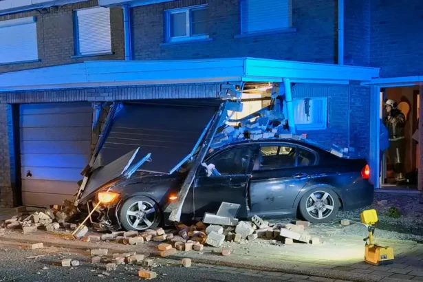 Otegem crash disrupts New Year's Eve for Yvette and Walter