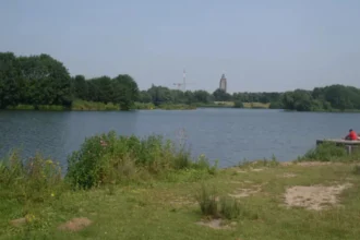 Oudenaarde cracks down after poacher net found in lake