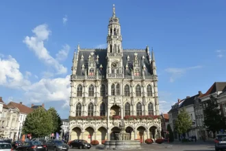 Oudenaarde markt works boost event power & safety