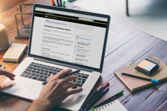 Start a Business UK entrepreneur completing limited company registration in 2026