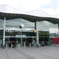 Police apprehend armed suspect on train in Sint-Niklaas