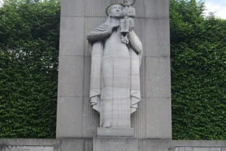 Polish memorial in Roeselare restored by Vranken, Dejonghe