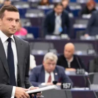 Political crisis in France Jordan Bardella once again reaches out to the Republicans for the broadest possible union. Find the latest news from October 5 to 9.