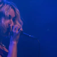 Pommelien Thijs drew a large crowd at Leuven surprise show