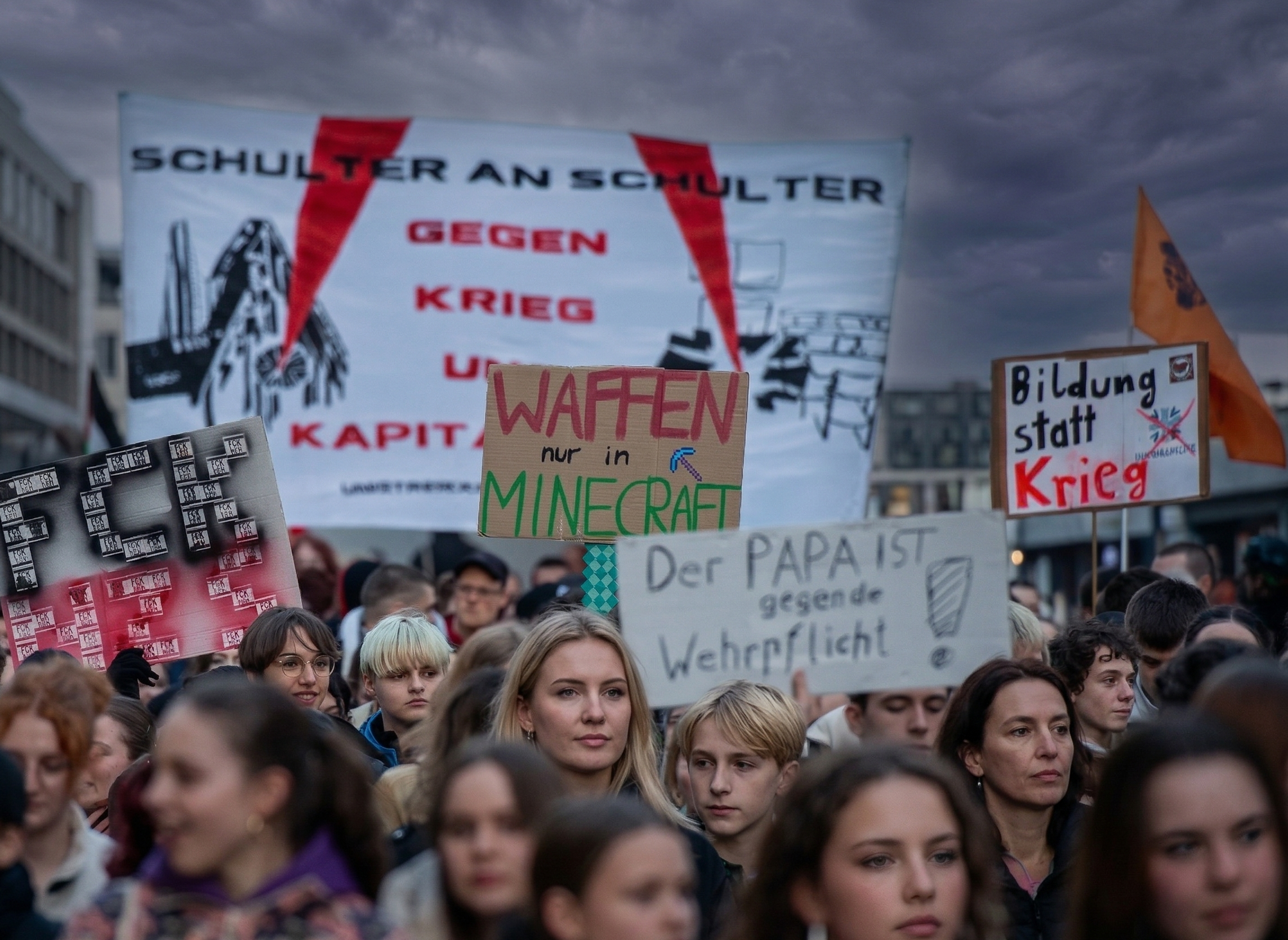 Protests in Germany over military approval law at Reichstag